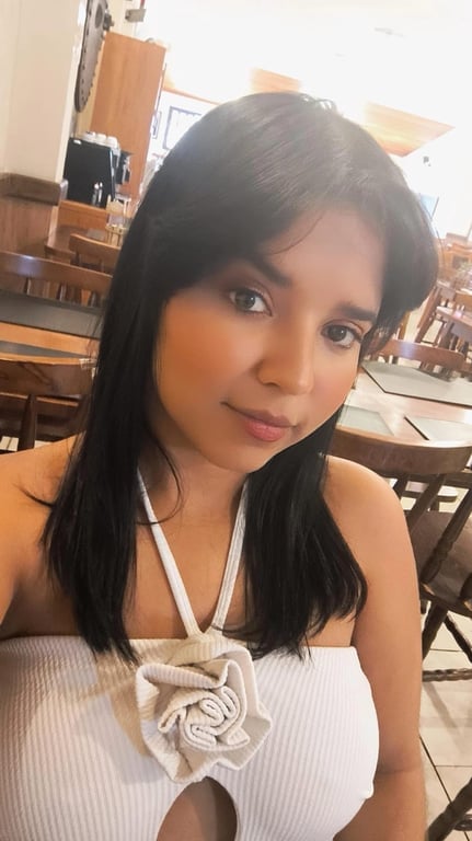 Tainá - Massoterapeuta Relaxante e Sensual Massagem sensual em