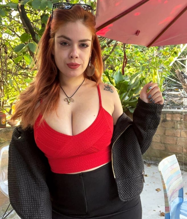 Samantha, Venha conhecer a minha massagem Nuru! Massagem tântrica