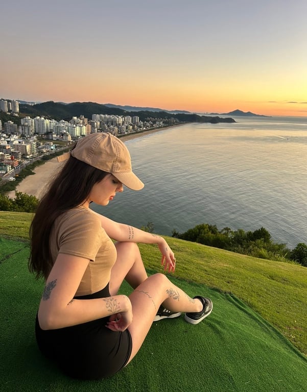 Jade Massoterapeuta - Massagem Tântrica