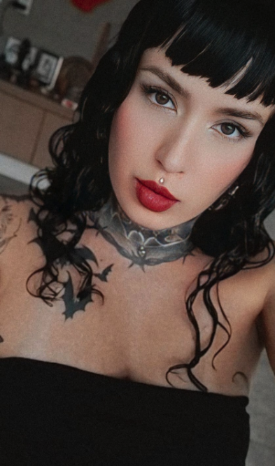 Alana Safi – Massagem Tântrica, Nuru e Vivência Tântrica