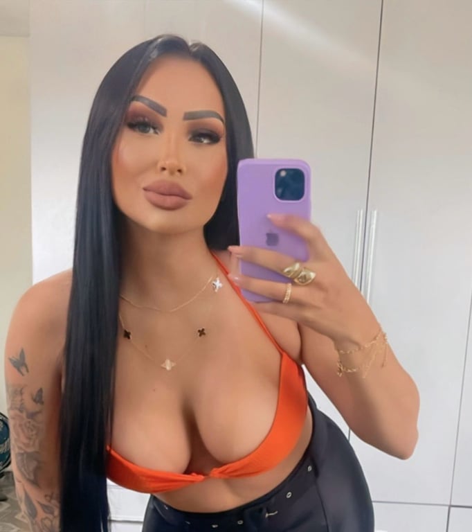 Massagem Tântrica ou Sensual pelas mãos da Luana