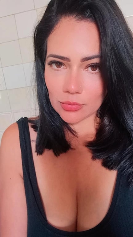 Dany Souza Massoterapeuta - Massagem Tântrica e Naturalista Massagem sensual em