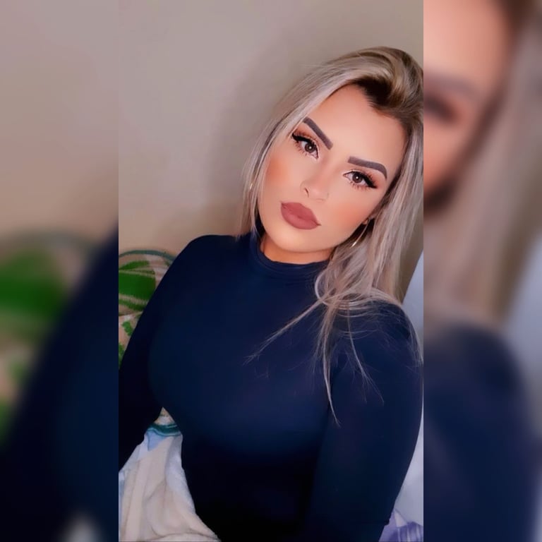 Bianca M. Massagens sensuais