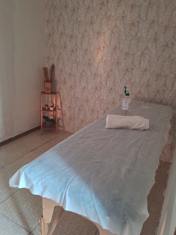 Lari - Experiência em Massagens Relaxantes 
