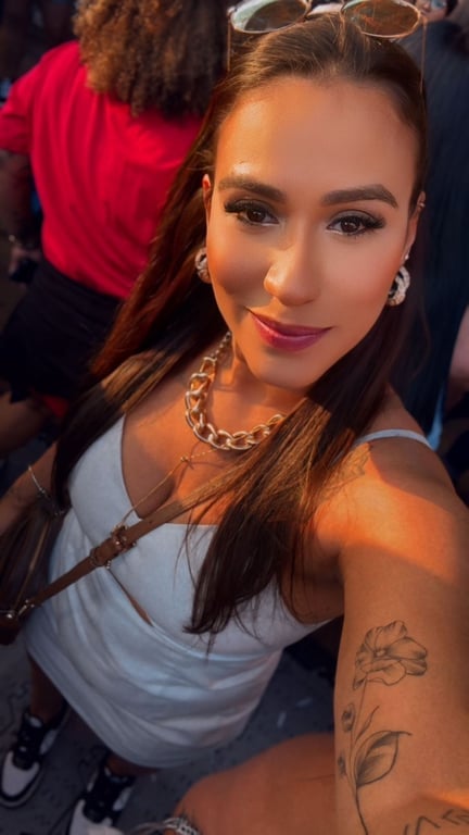 Lara - sua terapeuta Massagem em