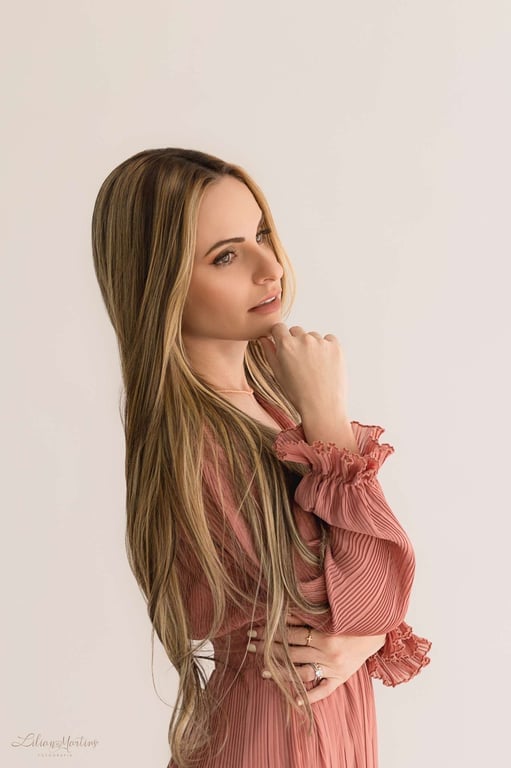 Cris Naiara (Toque & Essência) Massagem em