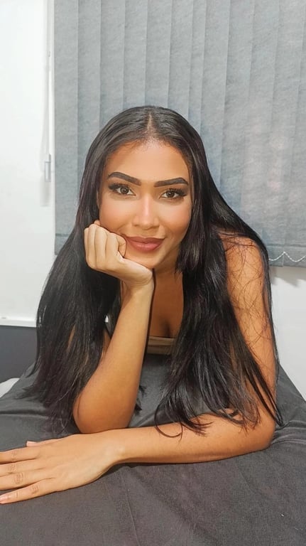 Maitê nordestina com toques firmes Massagem sensual em