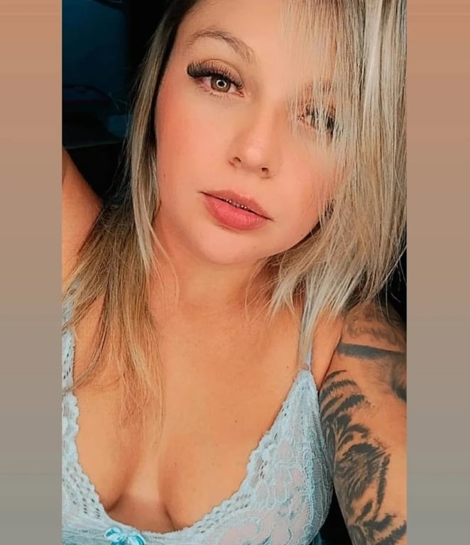 Daiane Santos- Massagista Sensual e de Técnicas Terapêuticas. Massagista em