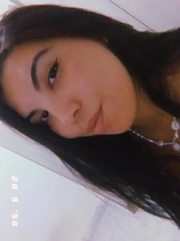 Alana Moreira Massoterapeuta - Especialista em Massagem Sensual