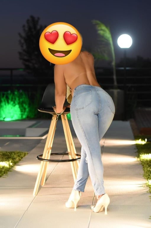 Bianca Cavalcanti Massagem nuru