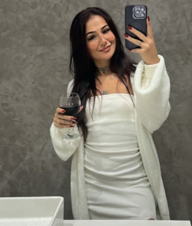 Ana – Massagem Nuru, Relaxante, Tântrica e Vivência