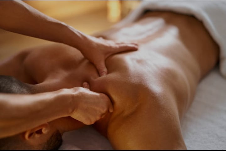 Massagem Relaxante e Massagem Tântrica Massagem tântrica Massagem Relaxante e Massagem Tântrica Massagem tântrica