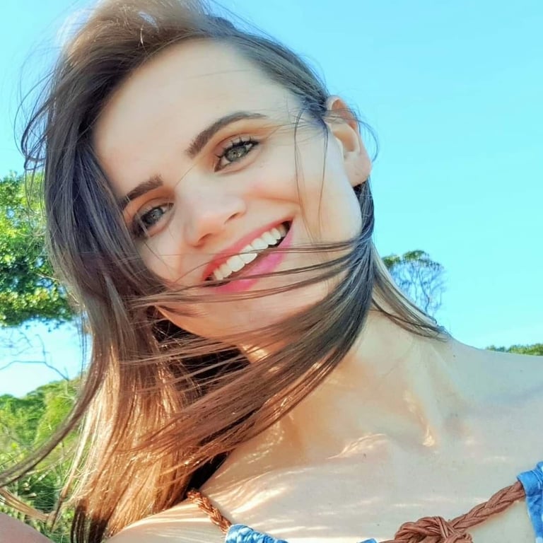Tiffany - Massoterapeuta 