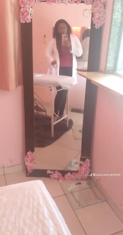 Luiza massoterapeuta Massagem
