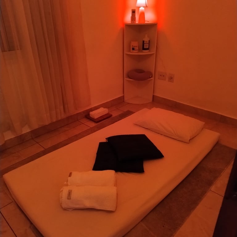Espaço Ananda Massagem. Um especial cuidado com você 