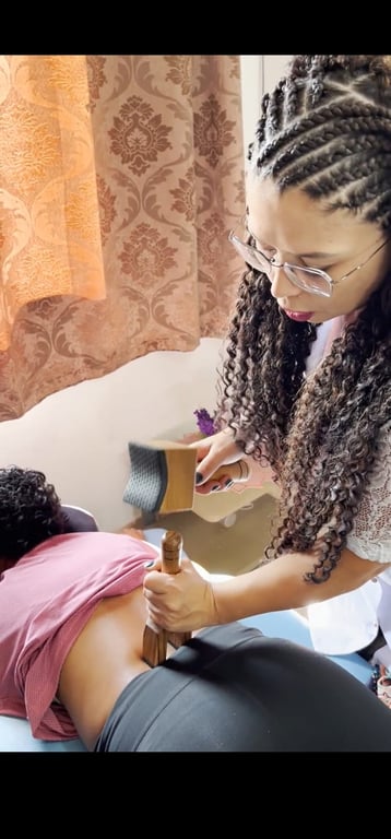 Quiropraxia, Tantra e Depilação - Vânia Salvaley Massagem