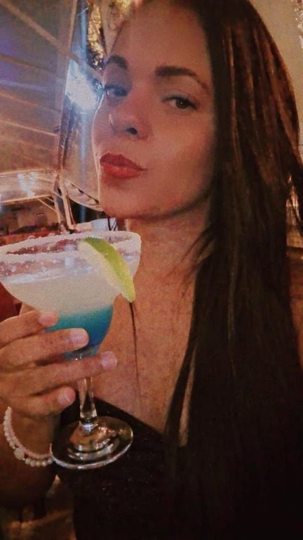 Morena aventureira 