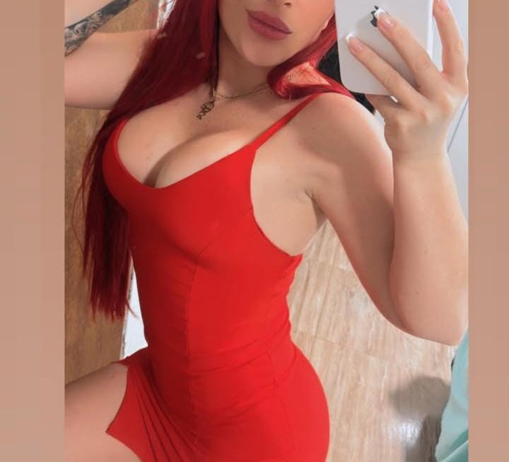 Lorena Macedo ruiva mãos de fadas massagista profissional Massagem nuru