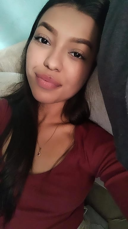 Gaby Bueno Massoterapeuta - Massagem Sensual e Relaxante Massagem sensual