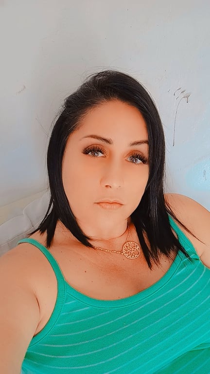 Mia Sanches massagem sensual