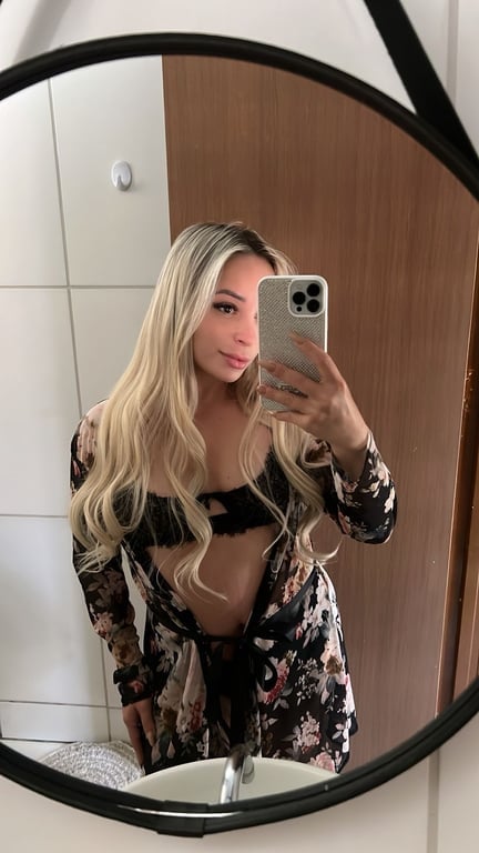 Rebeca Massagista em