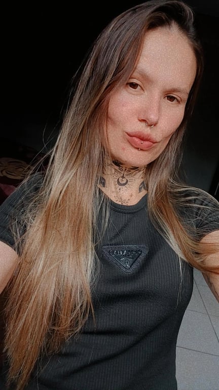 Terapeuta Karol Massagem tântrica