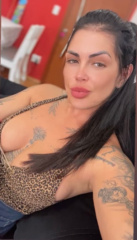 Kell Cunha Massoterapeuta massagem Tântrica 
