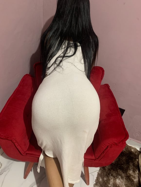 Paula Milf - Primeira vez na cidade. Massagem em