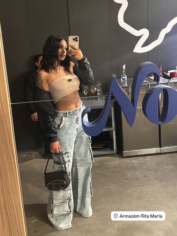 Thaiane Picanço terapeuta tântrica Massagem nuru