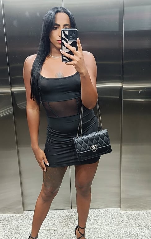 JADE, MASSAGISTA TRANS, VENHA RELAXAR DA MELHOR FORMA POSSÍVEL.