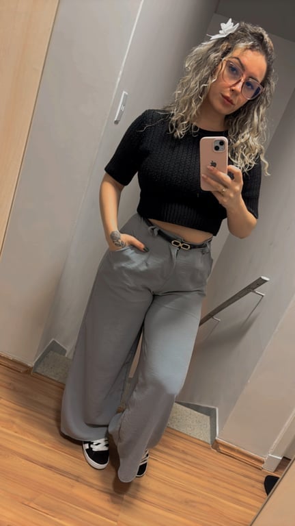 Alice Ferraz venha para meu mundo das massagens.