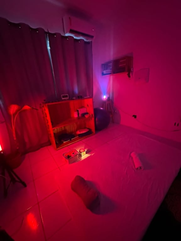 Tântrica energizante e nuru massagem Massagem tântrica