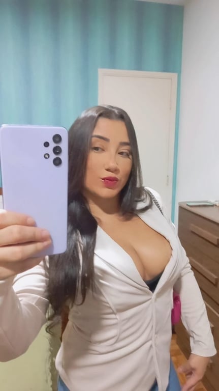 Massagem para homens, mulheres e casais. 