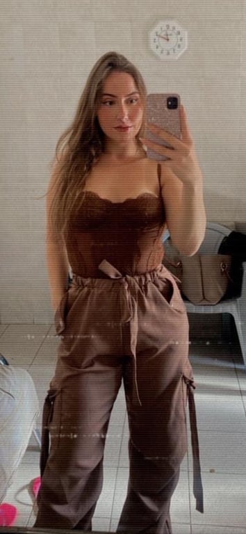 Laura- terapeuta sensual passando por uma temporada na cidade! Massagem tântrica