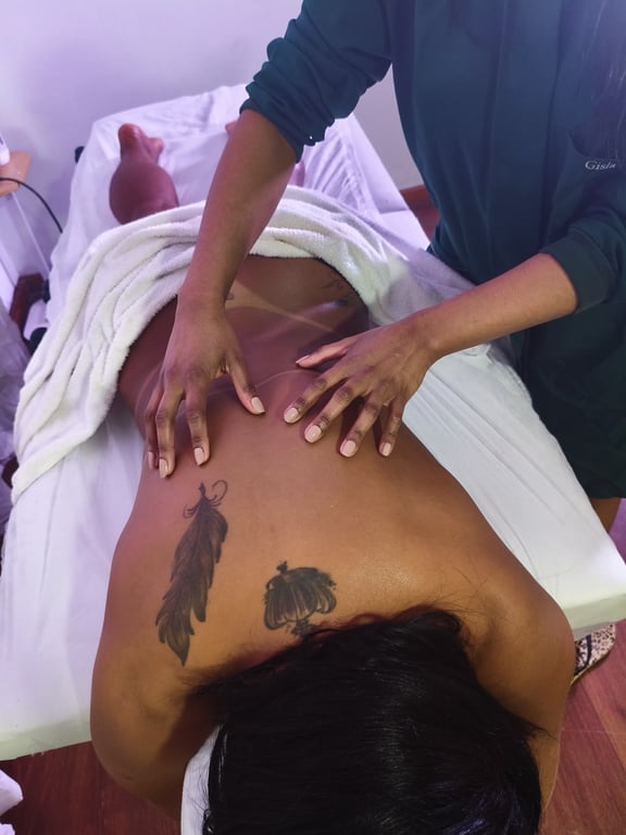 Gisla - Alta Terapia (SA) - Você está no lugar certo Massagista