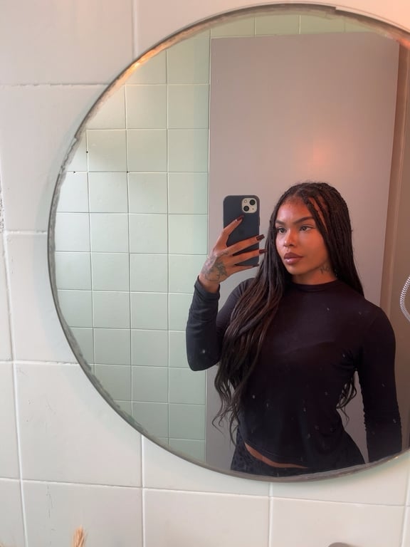 Poli Massagens relaxantes e sensuais Massagem sensual em