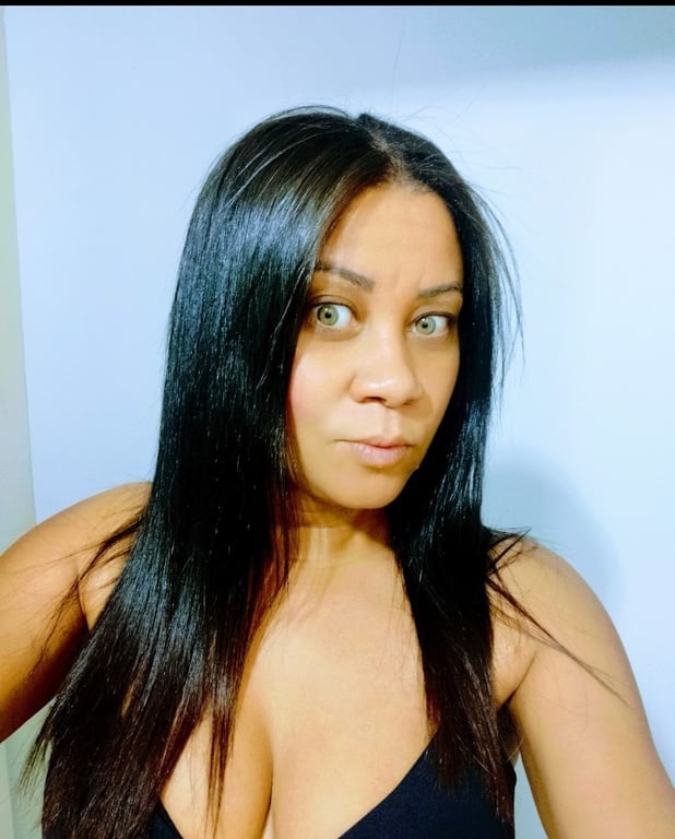 Experimente o Toque Terapêutico e Sensual de Lua Massagem tântrica