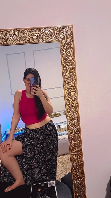 A Lary está de volta meus amores, a Verdadeira Nuru você faz comigo. 