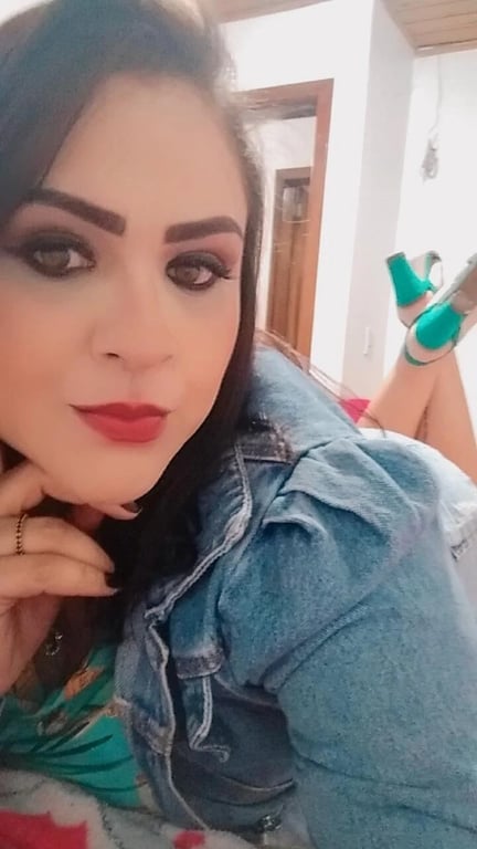 Uma massagem feita com técnica, entrega e muito carinho. Massagem