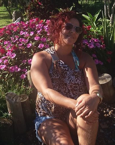 Sheila Massagista- Experiência nas modalidades relaxante e desportiva Massagem nuru em