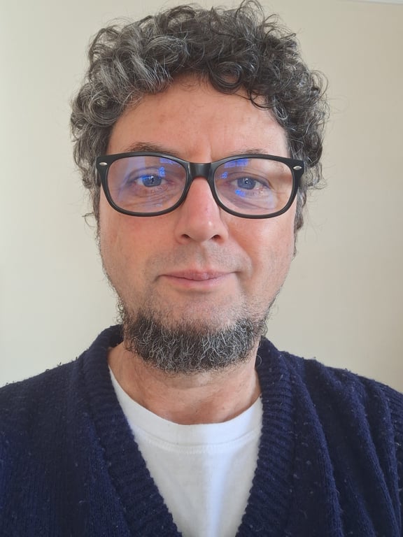 IVAN PREM AMAN - MASSOTERAPIA SEXUAL PARA MULHERES E HOMENS. Massagem
