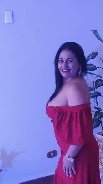 Massagens terapêutica e orgástica Massagem sensual em