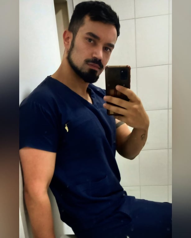 Igor Massagista para Homens 