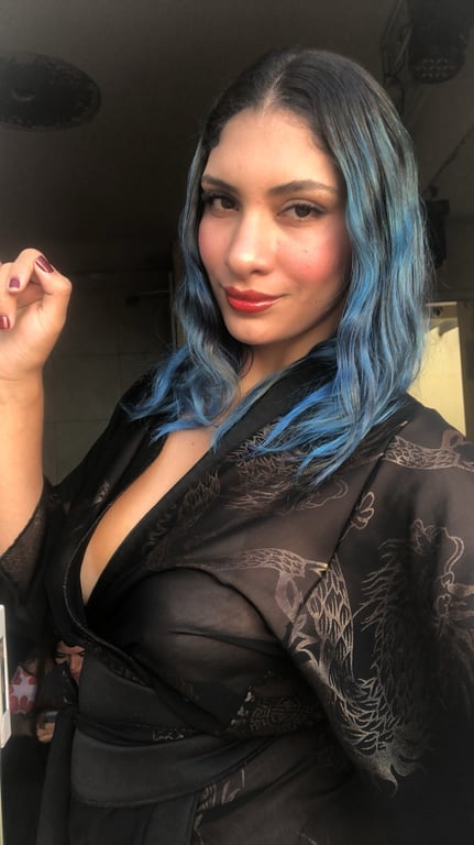 Larissa Terapeuta - Relaxante, Nuru, vivencie Massagista em