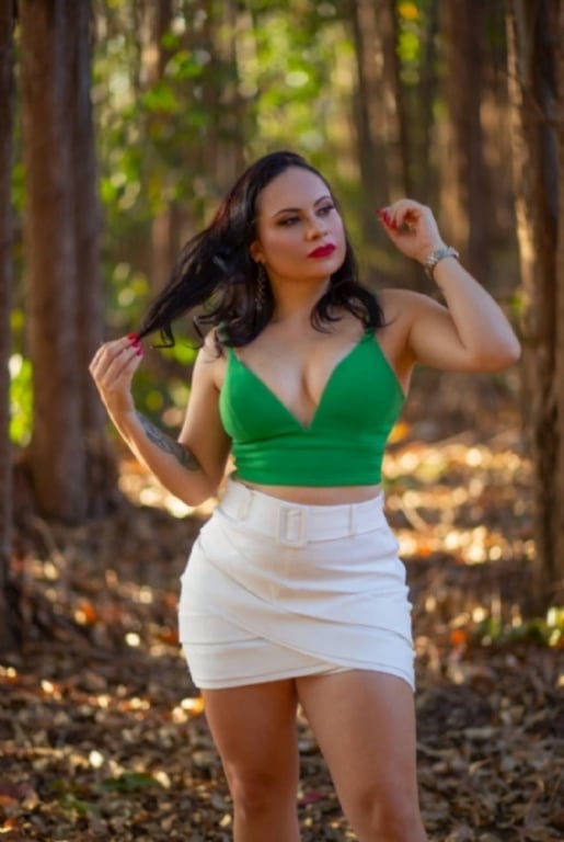 Jéssica conteúdos picantes eróticos Massagem sensual