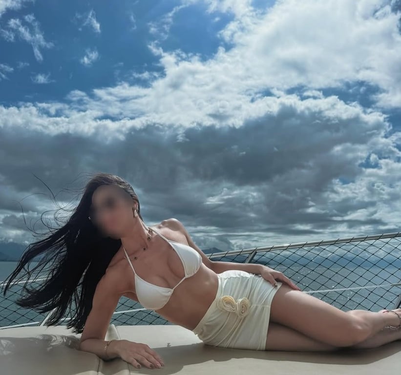 Elisa Sou muito mais do que você pode imaginar! Massagem em