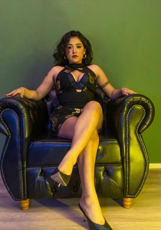 Terapeuta corporal Maya Massagista em