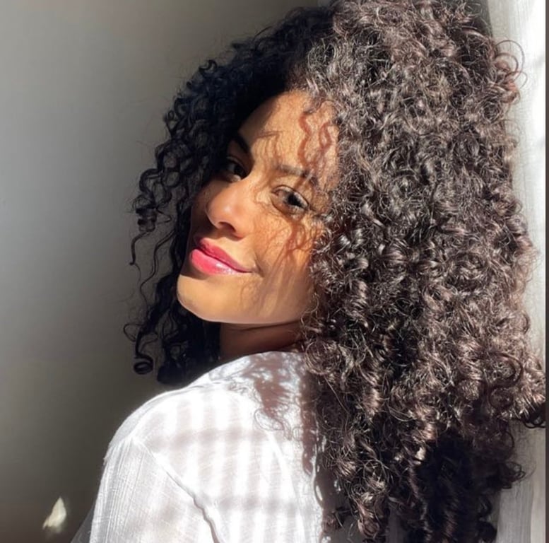 Yara Alves Massoterapeuta Massagista em
