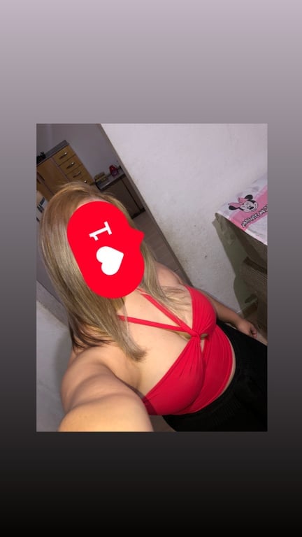Rebeca - Massoterapeuta Relaxante e Sensual. Massagem sensual