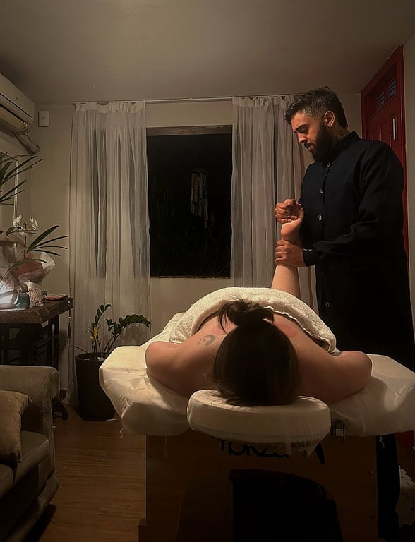 Phelipe - Terapeuta Integrativo Massagem sensual em